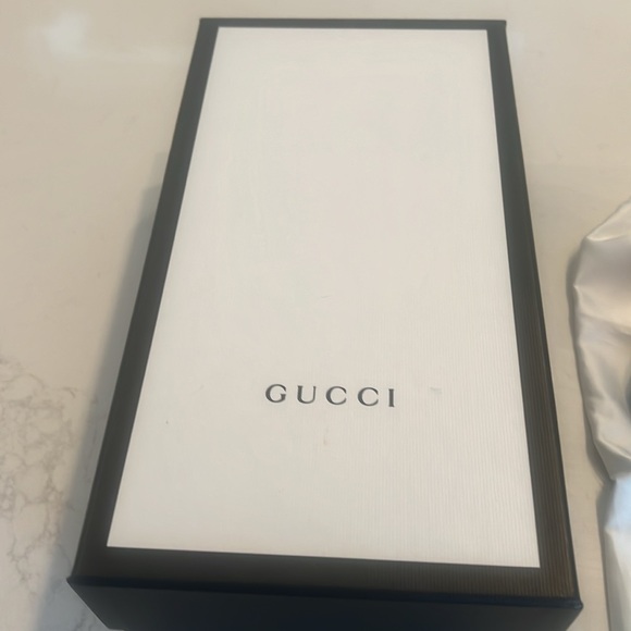 Authentic Gucci Shoes - Picture 2 of 6